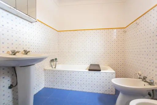 Moradia Térrea T2 para remodelar em Coruche-Vale Mansos