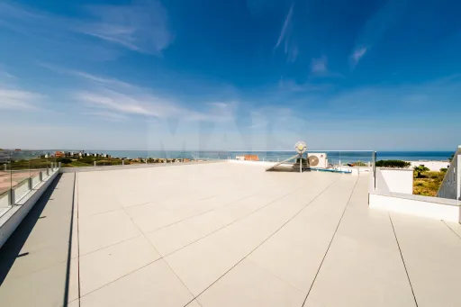 ROOFTOP PRIVATIVO com vista sobre o Atlântico | Moradia T3 com Piscina | COSTA DE PRATA