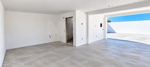 Moradia T2 Contemporânea — Conforto e Tranquilidade em Famalicão