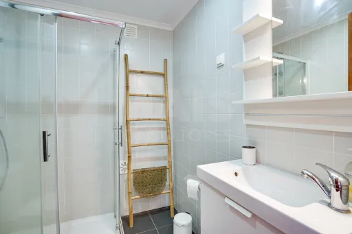 Apartamento T2 SESIMBRA | 300mt praia