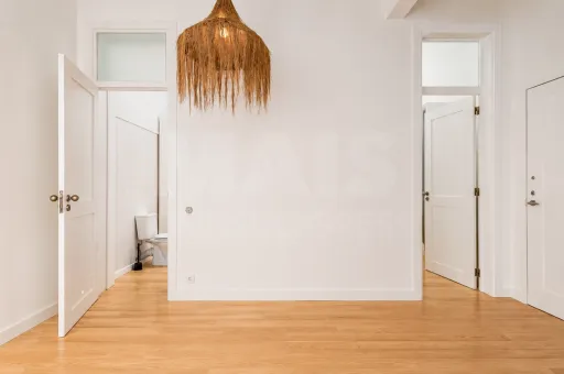 Apartamento T1 com 125 m², Frente ao Centro Náutico, em Alcácer do Sal