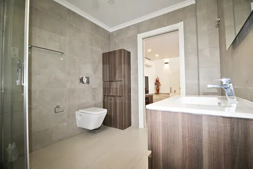 Moradia T5 de Luxo com Piscina