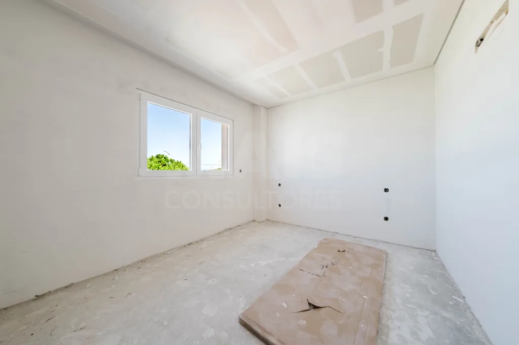 Moradia T4 Nova com Garagem e Classe Energética A+