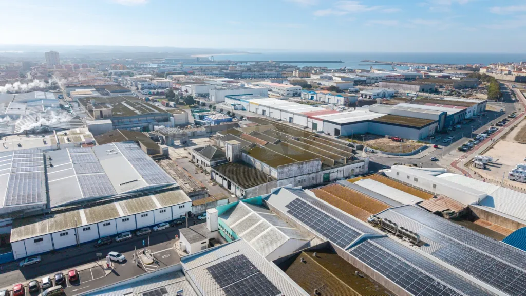 Oportunidade de investimento em Peniche | 8.848 m² | A 150 metros da praia