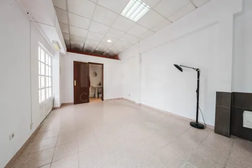 Oportunidade no Centro Histórico de Peniche – Espaço com Potencial para Estúdio ou T1