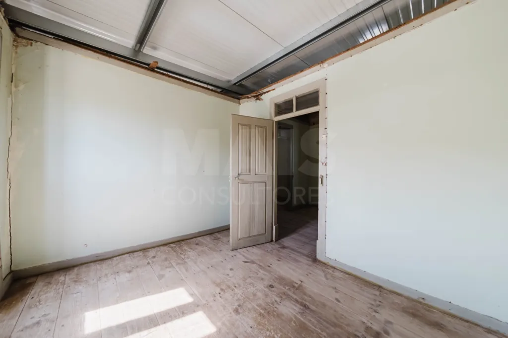 2 Moradias num terreno de 6117m2 | Carvalhal | Bombarral