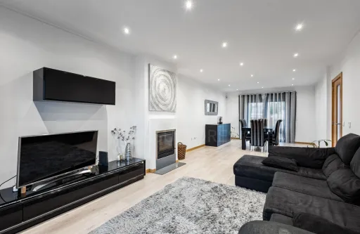 Moradia T3 no Centro do Bombarral – Conforto, Espaço e Qualidade de Vida