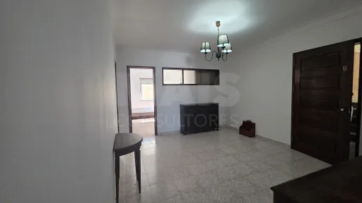 Apartamento T1 Transformado em T2 em Benavente | 70 m² | Excelente localização