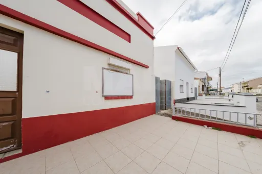 Moradia T4 com Projeto Aprovado