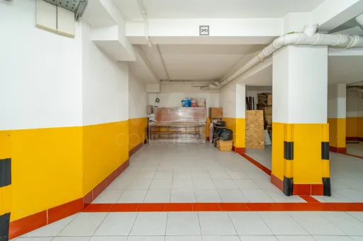Apartamento T3 com garagem e arrecadação