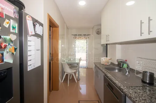 Apartamento T3 com Terraço