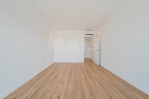 ROOFTOP PRIVATIVO com vista sobre o Atlântico | Moradia T3 com Piscina | COSTA DE PRATA