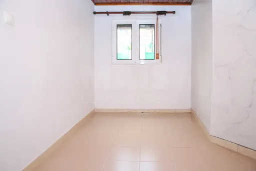 🏡 Moradia T1 com Terraço e Pátio