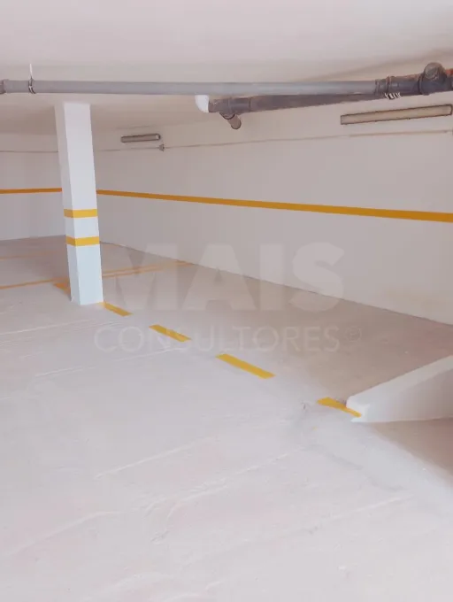 Building with 4 + 1 apartments and an AL license - Downtown Albufeira - Praia do Peneco