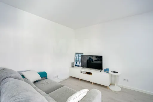 Apartamento T3 em Sacávem Remodelado