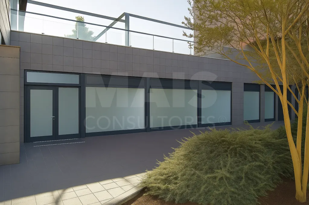 Loja / Clínica Médica na Urbanização Jardins do Cristo Rei