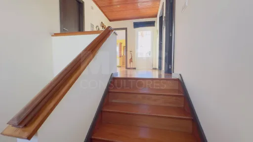 Exclusiva Moradia T4 com Jardim Privativo e Garagem | A minutos da Praia da Foz do Lizandro e da Ericeira