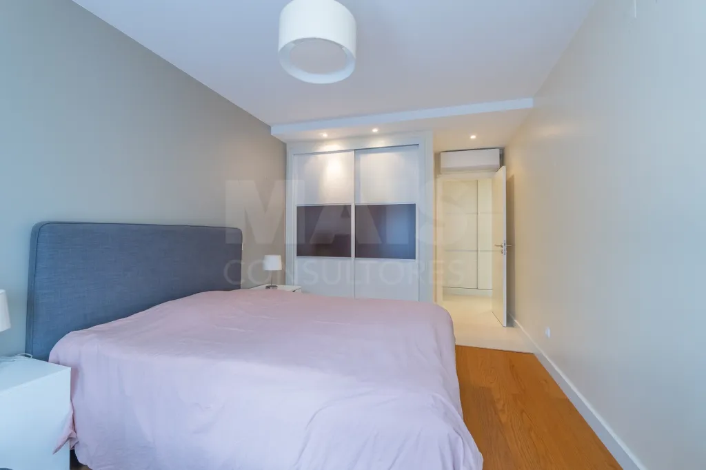 Apartamento T2 com Elevador e Parqueamento no Montijo
