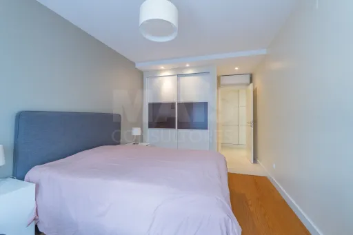 Apartamento T2 com Elevador e Parqueamento no Montijo