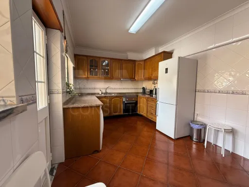 Apartamento T3 totalmente mobilado e equipado