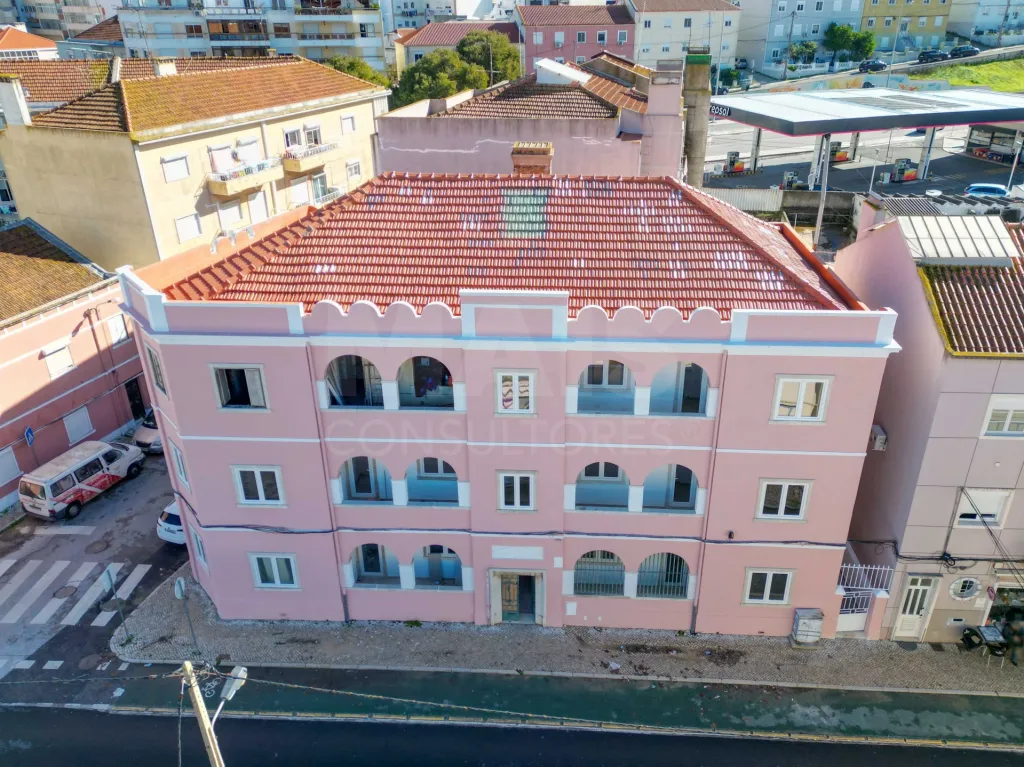 Apartamento T3 Renovado na Cova da Piedade