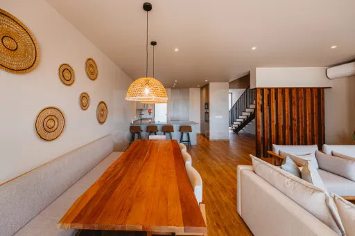 Moradia Geminada T3 Duplex – TownHouse