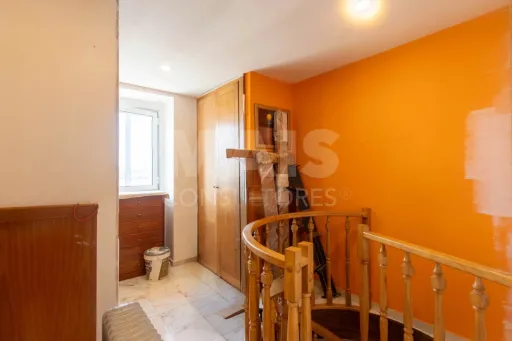 Renovated two-storey house T5 118m2 in Cadaval