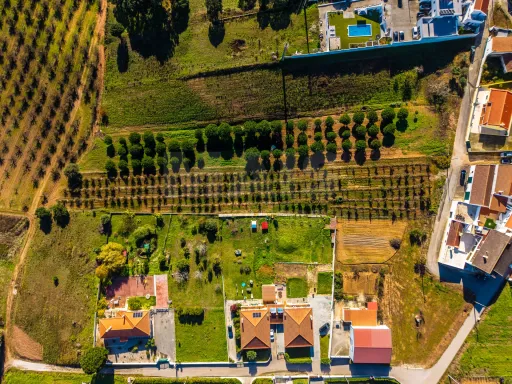 Urbanizable rustic land in Estorninho, Bombarral