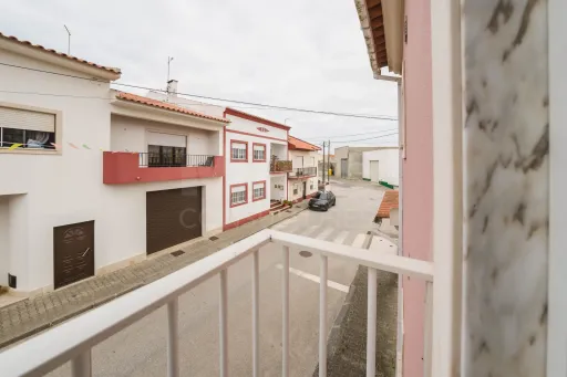 Moradia T3 no Casal Moinho – a 5 minutos a pé da Praia dos Supertubos!