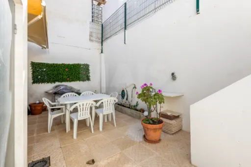 Moradia T2 com quintal em Peniche