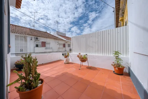 Moradia T3 renovada centro de Coruche