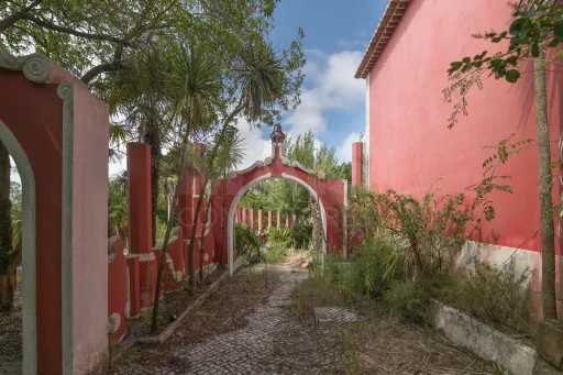 Terreno Urbano junto ao Parque Natural  em Sintra