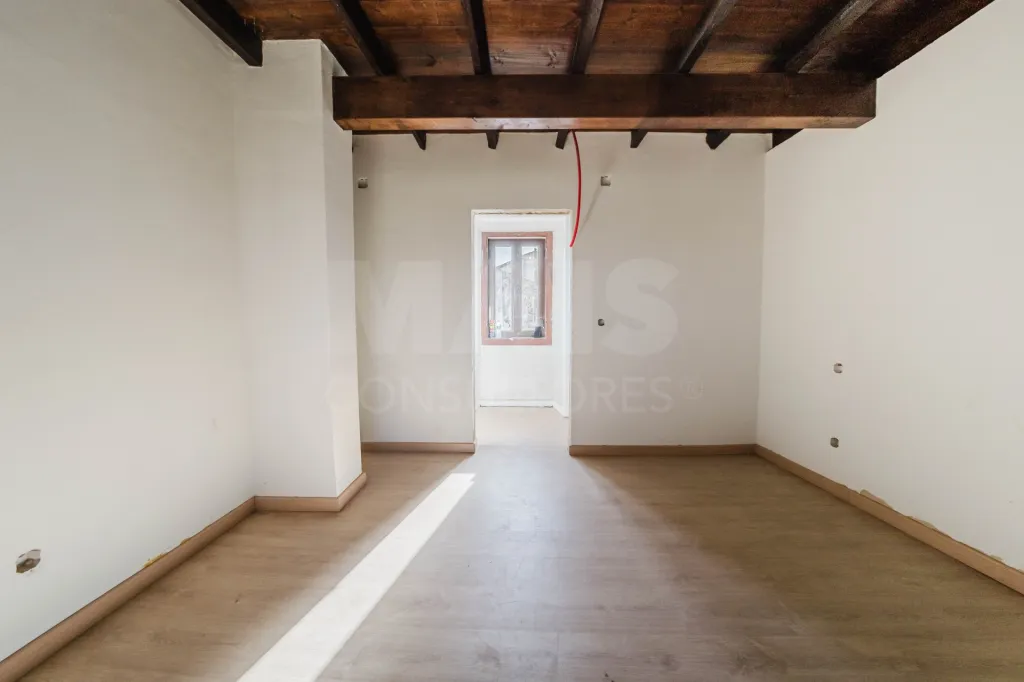 Moradia Térrea T2+1 c/ 2 casas de banho e logradouro
