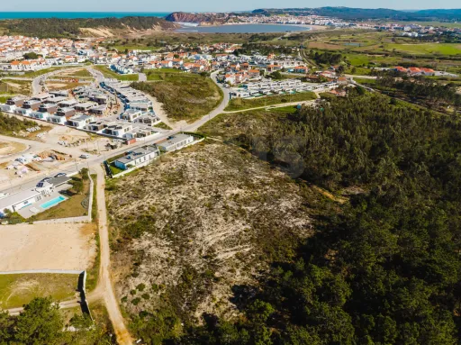 Terreno com Viabilidade para 7 Moradias | Salir do Porto