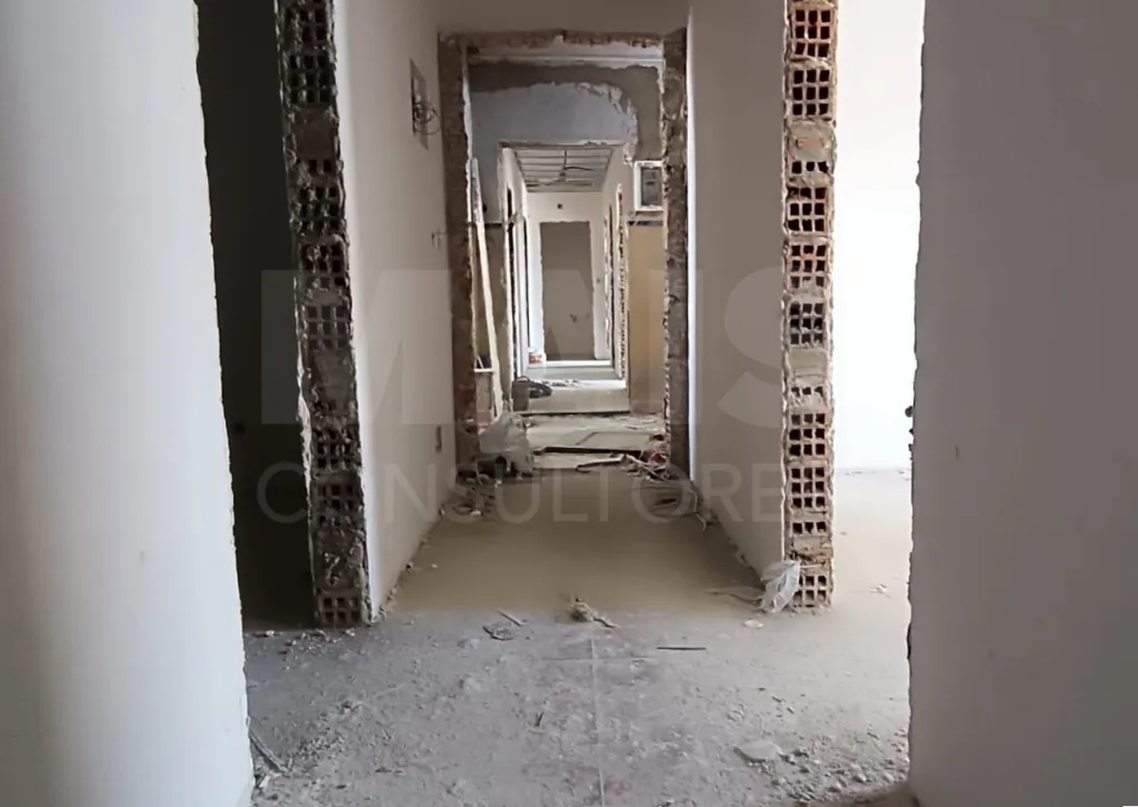 Apartamento T2 1º Andar Remodelado em Benavente