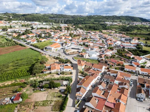 Viver com vista para o Castelo de Óbidos? Agora pode ser realidade.