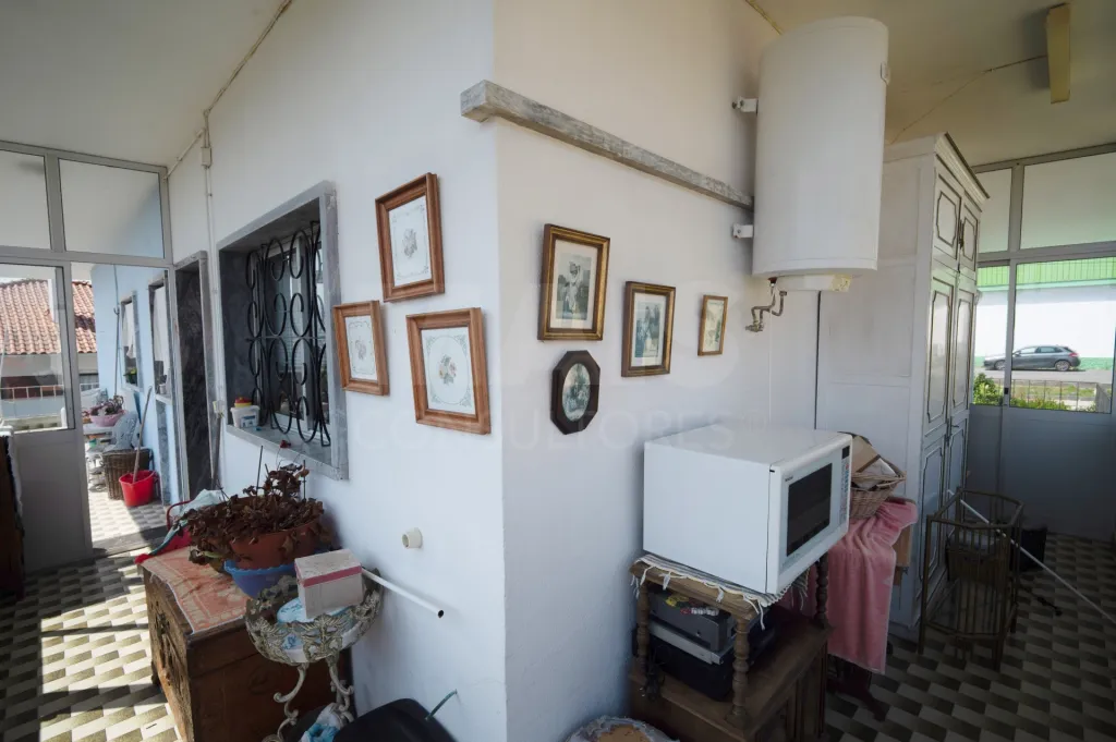 Moradia Bifamiliar no Cadaval com terreno de 1880m2