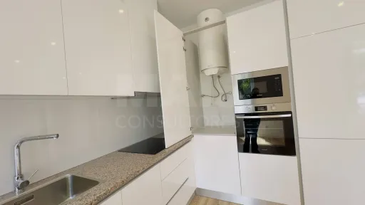 Apartamento T3 Totalmente Remodelado | Centro da Lourinhã | Modernidade, Conforto e Elegância