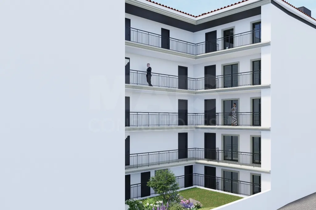 Plot of land with approved project for a 23-unit building