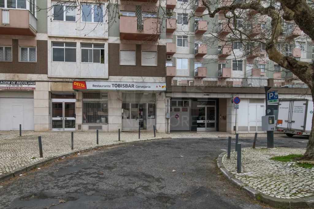 Espaço Comercial no Lumiar