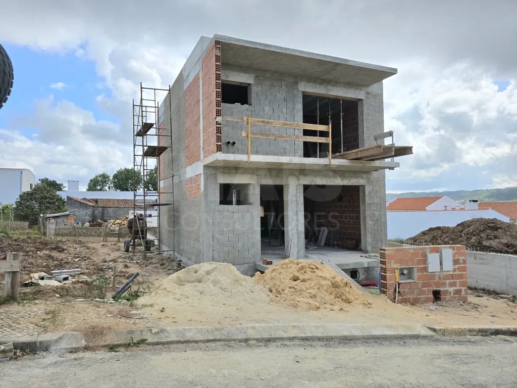 Moradia T2 Contemporânea — Conforto e Tranquilidade em Famalicão