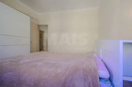 Apartamento T2 na Póvoa de Santo Adrião, Odivelas.