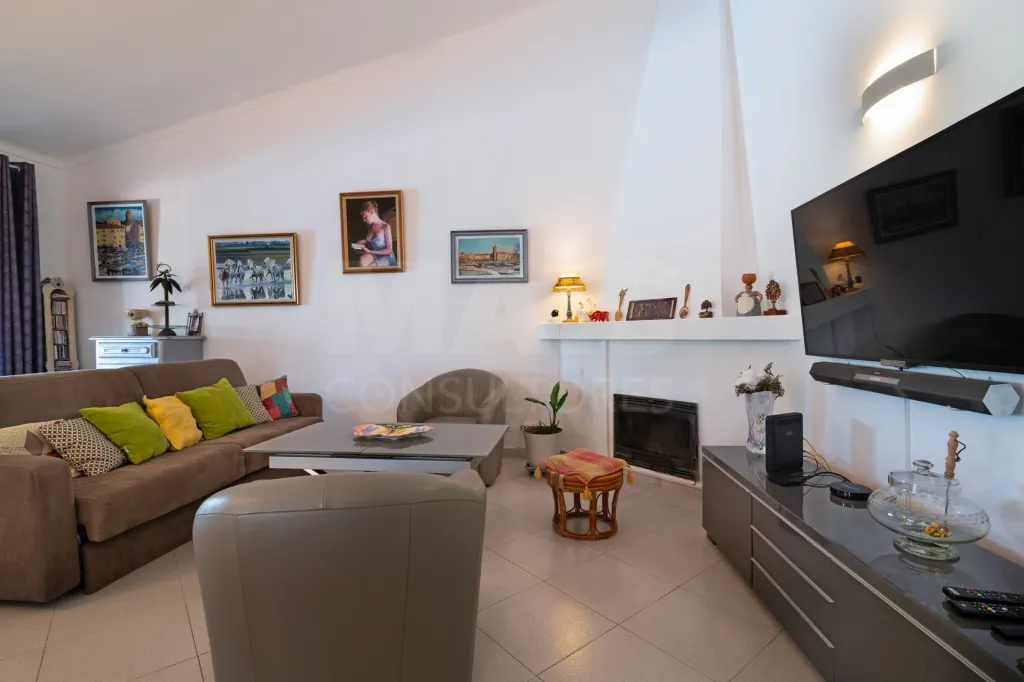 Moradia V3 em Albufeira com piscina