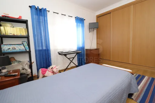 Moradia Térrea T4 Isolada, com Terreno e Garagem Samora Correia