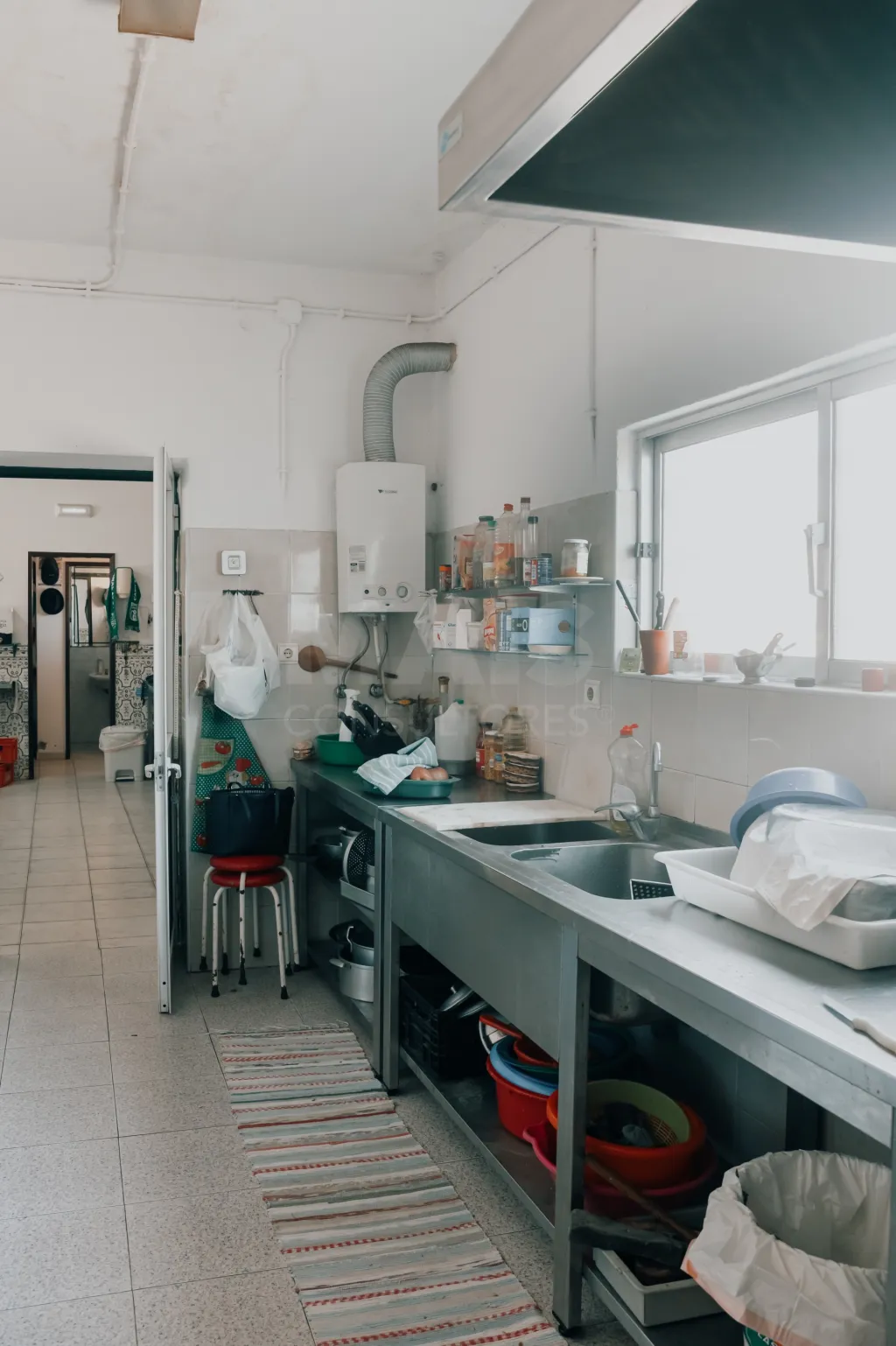 ☕ Café Totalmente Equipado em Funcionamento