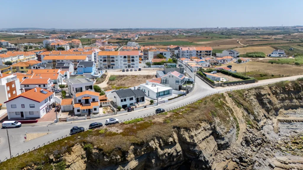 Dois terrenos exclusivos na Consolação – 2ª linha mar, a passos da praia!