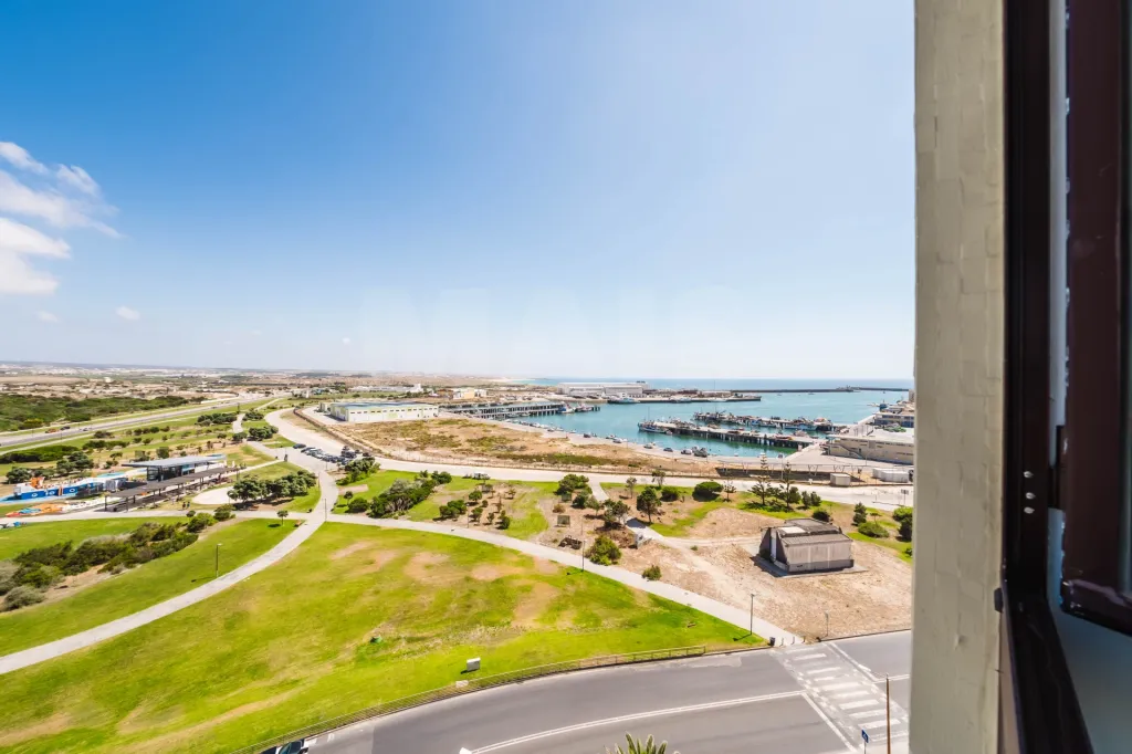 Vista Mar de Sonho | Apartamento T3 com 160 m² e Garagem em Peniche