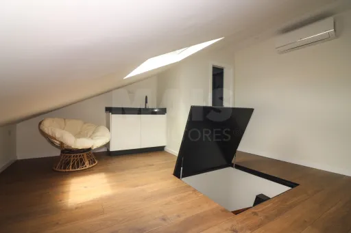 Apartamento T2 + Duplex -   2 lugares de estacionamento Casal Cambra