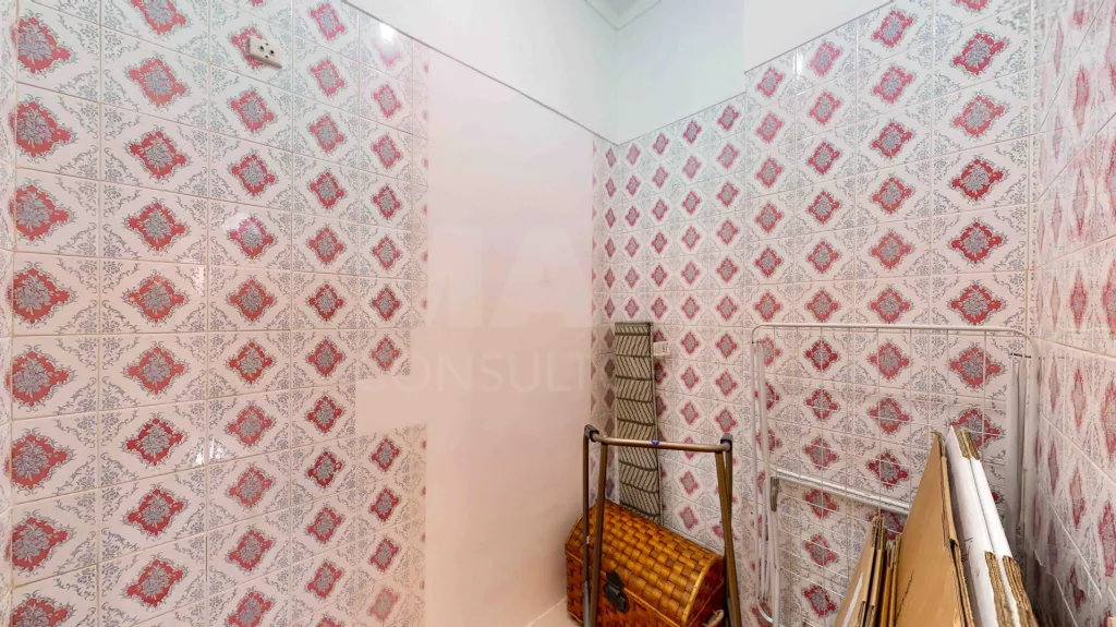 Apartamento T3 Remodelado no Centro de Oeiras | Elevador | 105 m² | Excelente Oportunidade