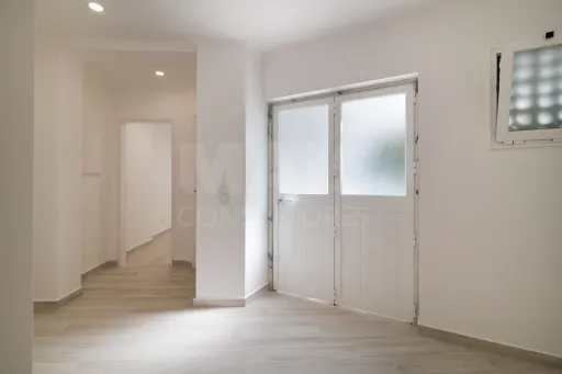 Moradia Isolada T4 Renovada — Abuxarda / Alvide, Cascais